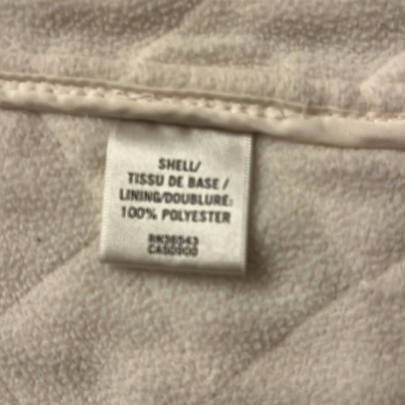 VanHeusen Quilted Vest XL Cream - Picture 4 of 6